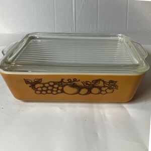 Vintage Pyrex Amber Harvest Wheat 1.5 Quart Casserole Dish with Lid‎